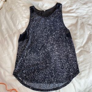 Lululemon tank